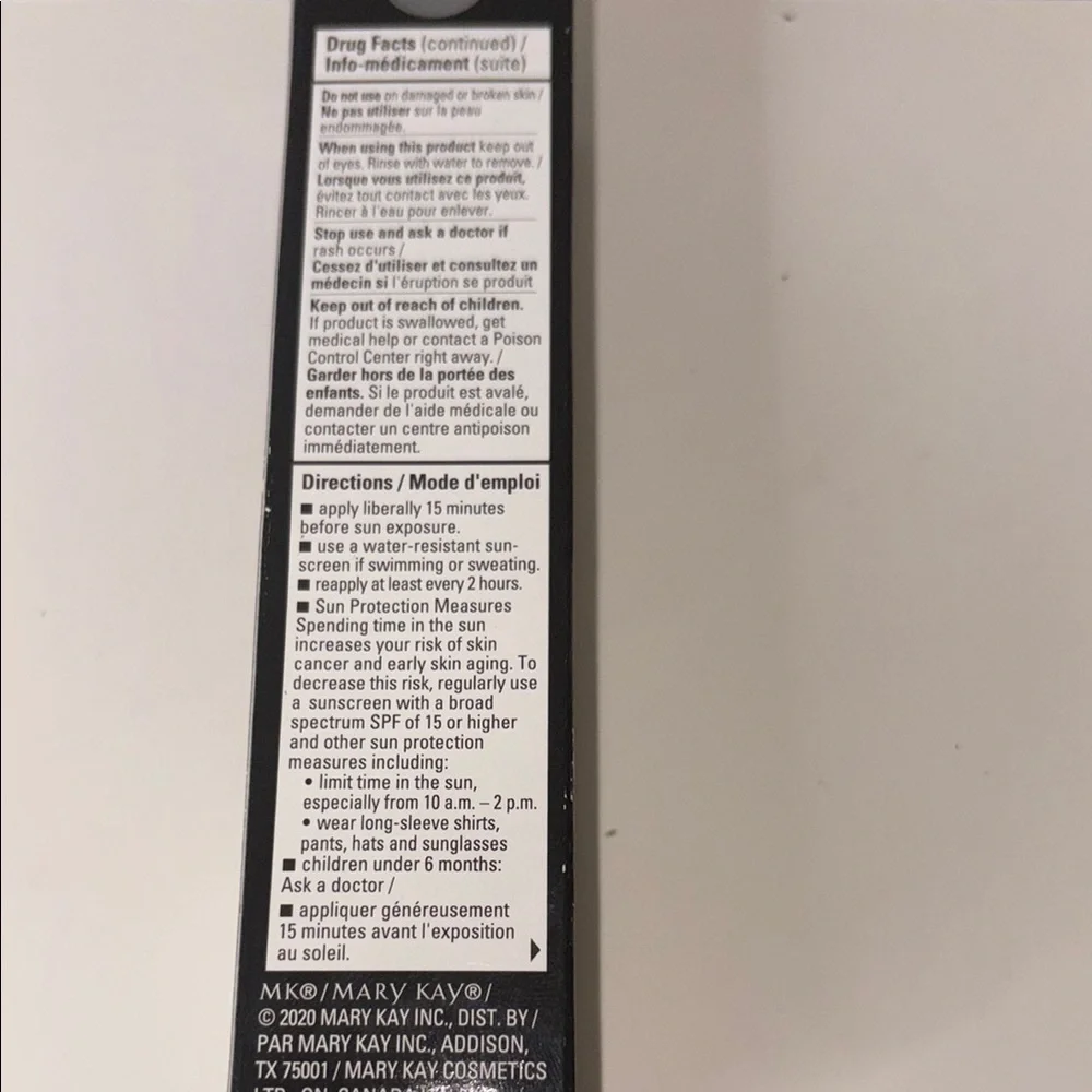 Mary Kay Brown Concealer Matte Finish - Picture 6 of 7